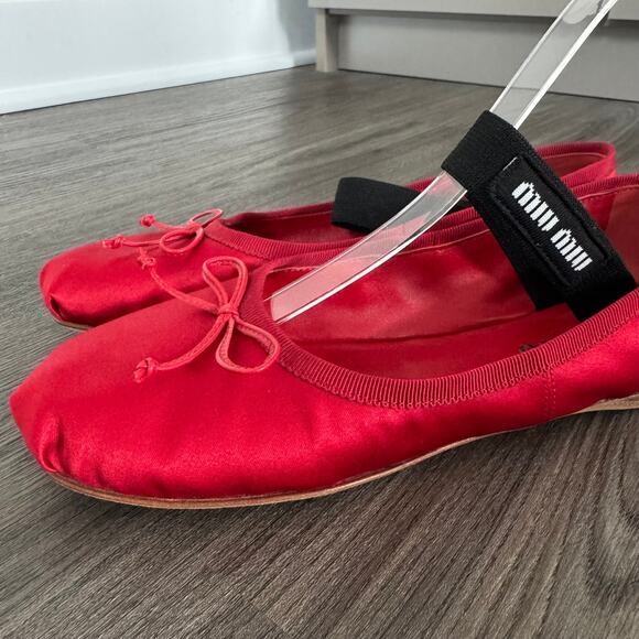 Miu Miu Red Satin Dainty Leather Bow Ballet Flats 36 Logo Strap Shoes Holiday - Picture 3 of 8